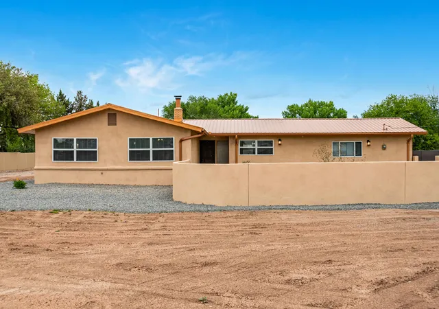 Photo 2 of Single family home for sale at 672 Coronado Rd, Corrales, NM 87048 | MLS# 1102993 | Listing updated on 2026-09-11