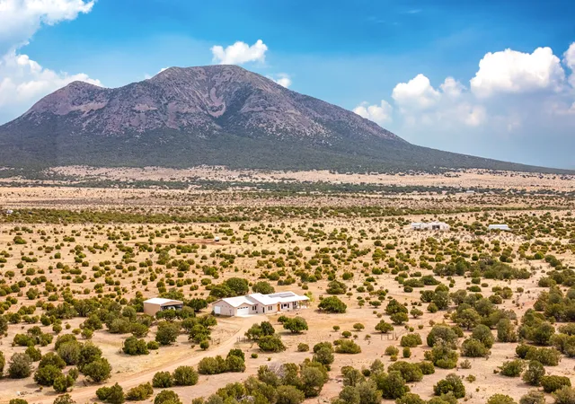 Photo 3 of Sale Pending at 1322 Mountain Valley Rd, Edgewood, NM 87015 | MLS# 1103027 | Listing updated on 2026-10-02
