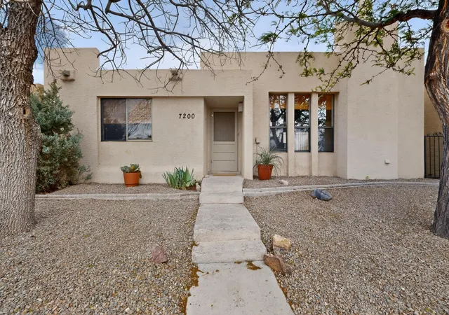 Photo 2 of Townhouse for sale at 7200 Wren Walk Dr Ne, Albuquerque, NM 87109 | MLS# 1103074 | Listing updated on 2026-09-11