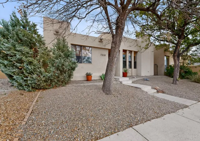 Photo 3 of Townhouse for sale at 7200 Wren Walk Dr Ne, Albuquerque, NM 87109 | MLS# 1103074 | Listing updated on 2026-09-11