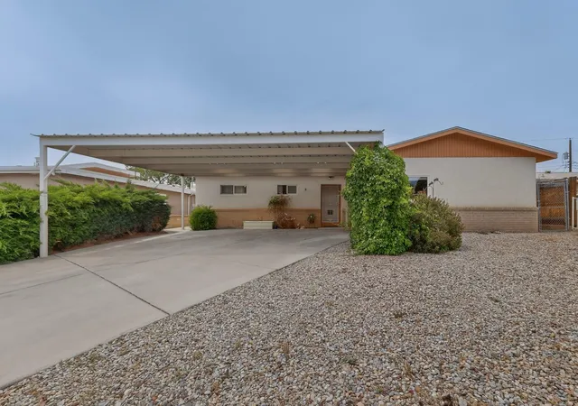 Photo 1 of Single family home for sale at 1405 Tomasita St Ne, Albuquerque, NM 87112 | MLS# 1103094 | Listing updated on 2026-09-18