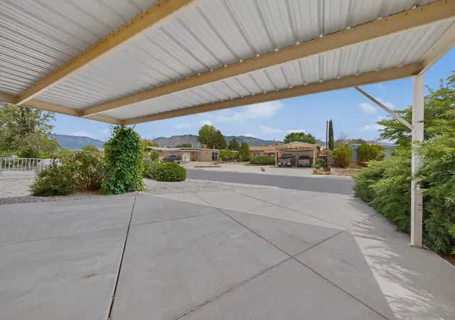 Photo 4 of Single family home for sale at 1405 Tomasita St NE, Albuquerque, NM 87112 | MLS# 1103094 | Listing updated on 2026-09-18