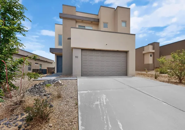 Photo 3 of Single family home for sale at 512 Wyatt Ave Sw, Los Lunas, NM 87031 | MLS# 1103139 | Listing updated on 2026-09-08