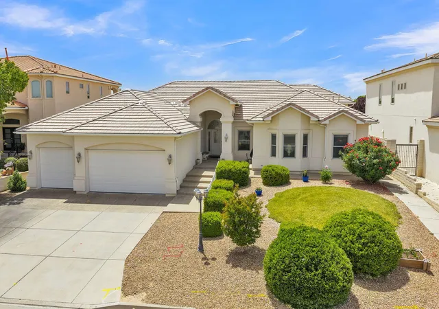 Photo 2 of Sale Pending at 3550 White Horse Dr Se, Rio Rancho, NM 87124 | MLS# 1103475 | Listing updated on 2026-09-11