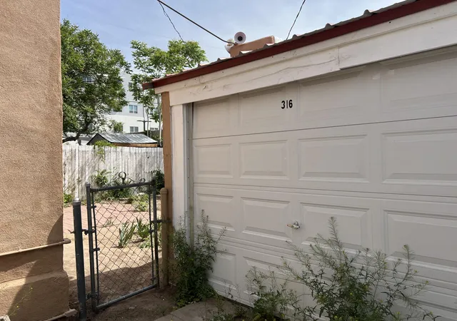 Photo 3 of Single family home for sale at 316 9th Street SW, Albuquerque, NM 87102 | MLS# 1103621 | Listing updated on 2026-09-10