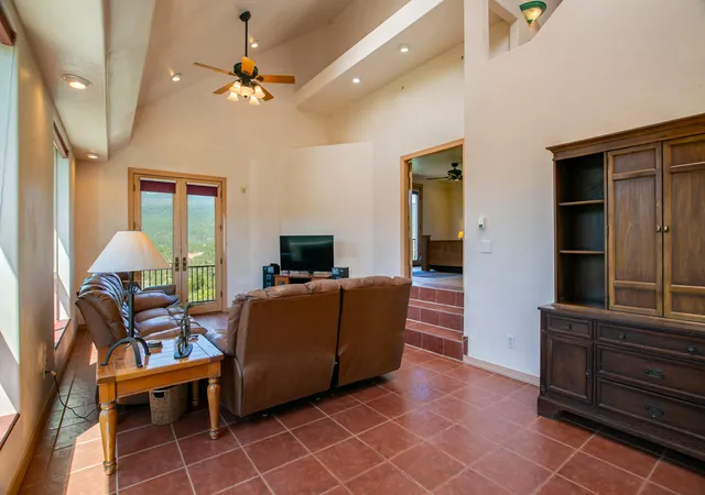 Photo 4 of Sale Pending at 40 El Gallo Rd, Cedar Crest, NM 87008 | MLS# 1103680 | Listing updated on 2026-09-09