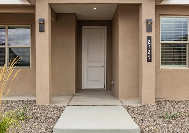 Photo 3 of Single family home for sale at 2125 Dekooning Ave Se, Albuquerque, NM 87106 | MLS# 1103791 | Listing updated on 2026-09-15