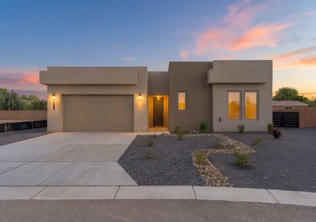 Photo 1 of Sale Pending at 2312 Los Amigos Ln Nw, Albuquerque, NM 87104 | MLS# 1103842 | Listing updated on 2026-09-15