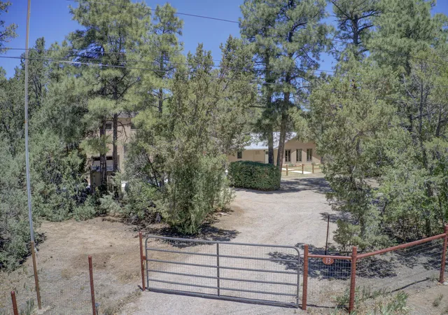 Photo 1 of Sale Pending at 13 Robinhood Ln, Tijeras, NM 87059 | MLS# 1103920 | Listing updated on 2026-09-13