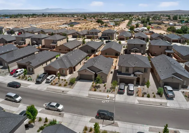 Photo 4 of Single family home for sale at 150 Spectrum Ave SW, Rio Rancho, NM 87124 | MLS# 1104120 | Listing updated on 2026-09-13