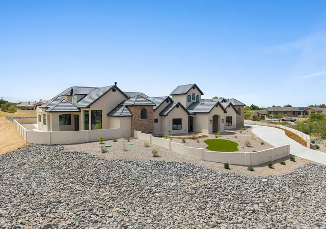 Photo 1 of Mansion for sale at 11610 Anaheim Ave Ne, Albuquerque, NM 87122 | MLS# 1104243 | Listing updated on 2026-10-07