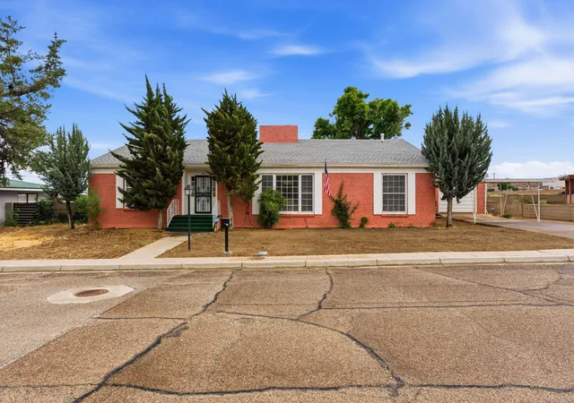 Photo 1 of Sale Pending at 1515 W Reinken Ave, Belen, NM 87002 | MLS# 1104314 | Listing updated on 2026-09-13