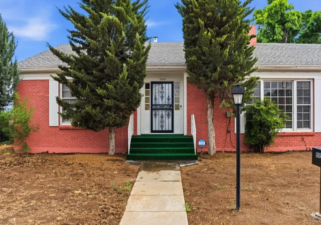 Photo 2 of Sale Pending at 1515 W Reinken Ave, Belen, NM 87002 | MLS# 1104314 | Listing updated on 2026-09-13
