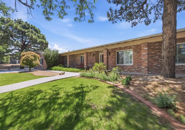 Photo 2 of Sale Pending at 1634 Sagebrush Trl Se, Albuquerque, NM 87123 | MLS# 1104390 | Listing updated on 2026-09-09