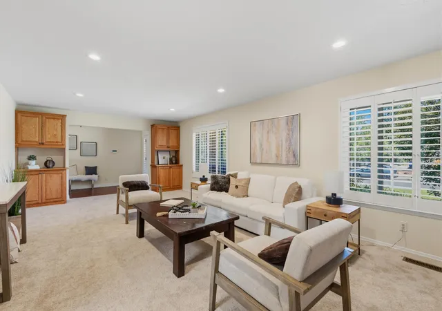 Photo 3 of Sale Pending at 1634 Sagebrush Trl Se, Albuquerque, NM 87123 | MLS# 1104390 | Listing updated on 2026-09-09