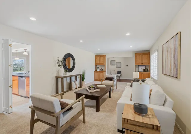 Photo 4 of Sale Pending at 1634 Sagebrush Trl SE, Albuquerque, NM 87123 | MLS# 1104390 | Listing updated on 2026-09-09