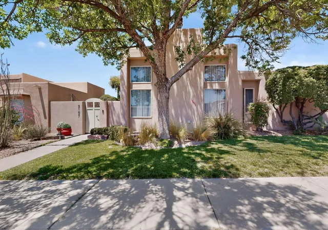 Photo 3 of Single family home for sale at 9107 La Costa Dr NE, Albuquerque, NM 87111 | MLS# 1104380 | Listing updated on 2026-09-17