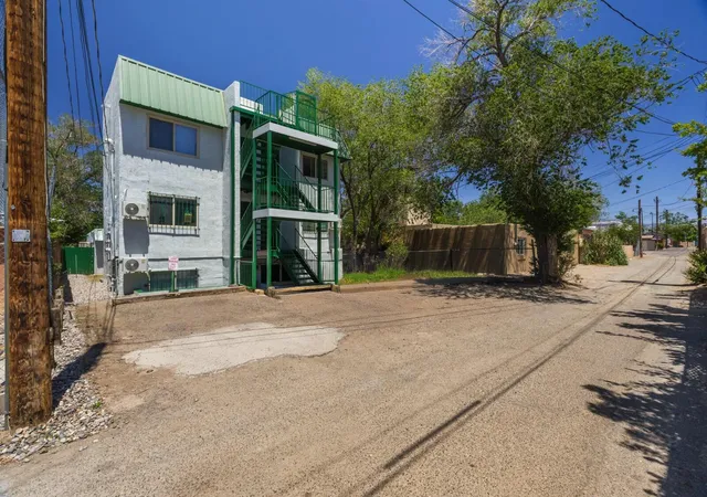 Photo 3 of Multi family home for sale at 2104 Lead Ave Se, Albuquerque, NM 87106 | MLS# 1104393 | Listing updated on 2026-09-09