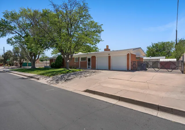 Photo 1 of Single family home for sale at 1313 Georgia St Ne, Albuquerque, NM 87110 | MLS# 1104683 | Listing updated on 2026-09-23