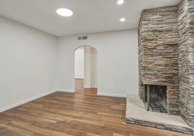 Photo 3 of Sale Pending at 11509 Riviera Rd Ne, Albuquerque, NM 87111 | MLS# 1104830 | Listing updated on 2026-09-03
