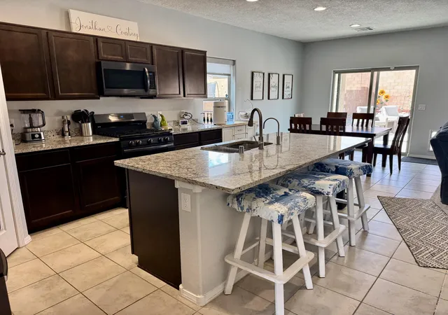Photo 3 of Single family home for sale at 127 Prism Ave Sw, Rio Rancho, NM 87124 | MLS# 1104868 | Listing updated on 2026-09-10