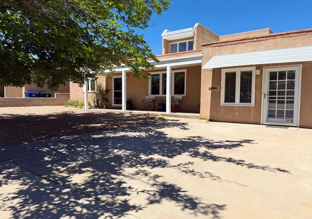 Photo 1 of Sale Pending at 4643 Idlewilde Ln Se, Albuquerque, NM 87108 | MLS# 1104882 | Listing updated on 2026-09-02