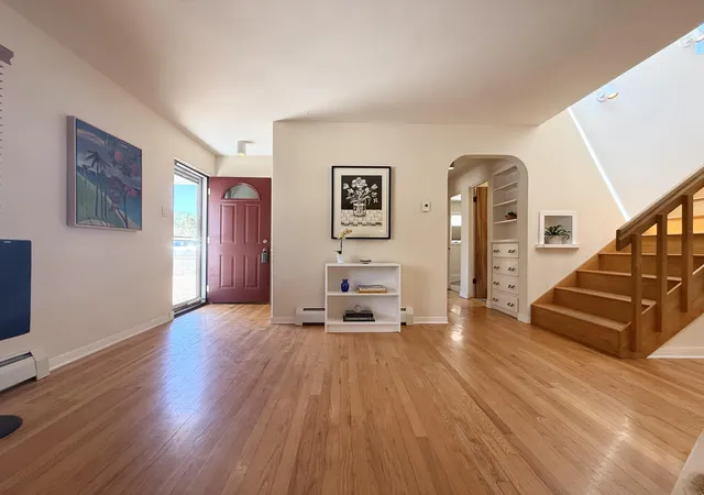 Photo 4 of Sale Pending at 4643 Idlewilde Ln SE, Albuquerque, NM 87108 | MLS# 1104882 | Listing updated on 2026-09-02