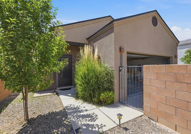 Photo 3 of Single family home for sale at 2328 Penn Ave Se, Albuquerque, NM 87106 | MLS# 1104885 | Listing updated on 2026-09-04