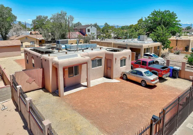 Photo 4 of Sale Pending at 324 62nd Street NW, Albuquerque, NM 87105 | MLS# 1104941 | Listing updated on 2026-09-30