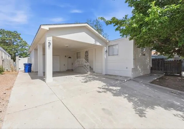 Manufactured home for sale at 2712 Katrina Dr SW, Albuquerque, NM 87121 | MLS# 1104989