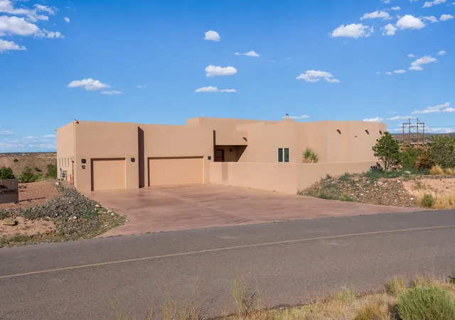 Photo 2 of Single family home for sale at 12 Brazos Trl, Placitas, NM 87043 | MLS# 1105029 | Listing updated on 2026-09-08