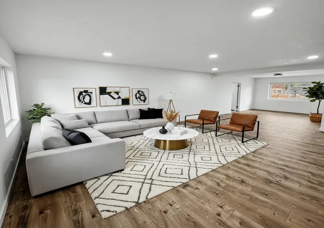 Photo 3 of Single family home for sale at 5606 Hannett Ave Ne, Albuquerque, NM 87110 | MLS# 1105112 | Listing updated on 2026-08-31
