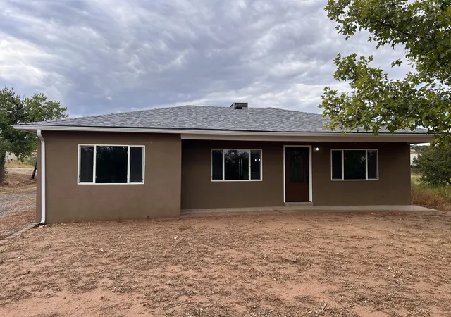 Photo 1 of Single family home for sale at 96 Skyline Dr, Edgewood, NM 87015 | MLS# 1105114 | Listing updated on 2026-09-10