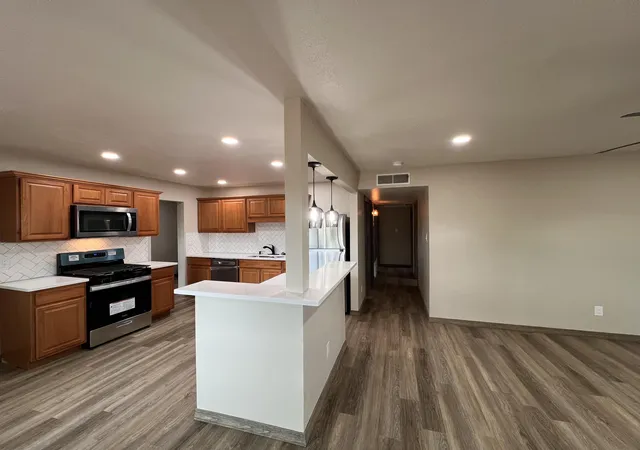 Photo 2 of Single family home for sale at 96 Skyline Dr, Edgewood, NM 87015 | MLS# 1105114 | Listing updated on 2026-09-10