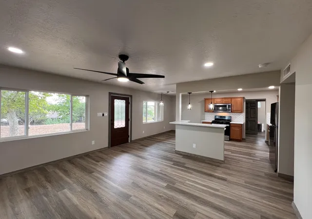 Photo 3 of Single family home for sale at 96 Skyline Dr, Edgewood, NM 87015 | MLS# 1105114 | Listing updated on 2026-09-10