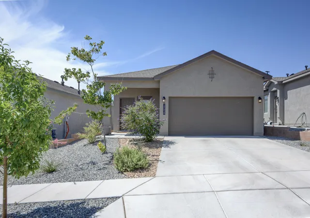 Photo 1 of Sale Pending at 10658 Valedon Ln Sw, Albuquerque, NM 87121 | MLS# 1105187 | Listing updated on 2026-09-09