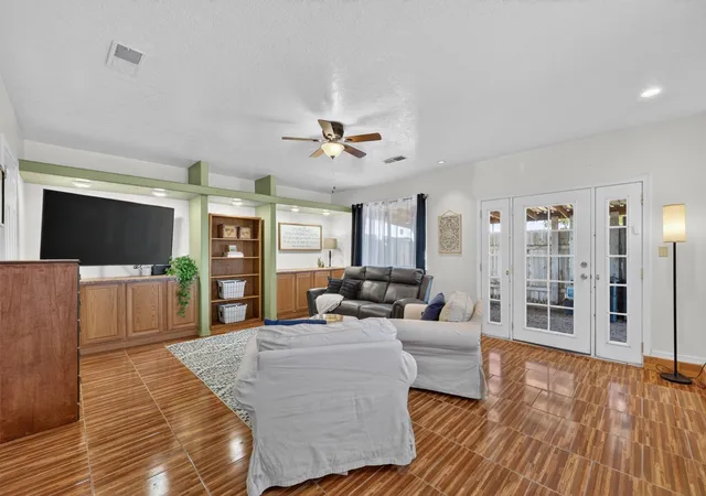 Photo 3 of Single family home for sale at 4 Starlight Acres Dr, Edgewood, NM 87015 | MLS# 1105192 | Listing updated on 2026-09-24