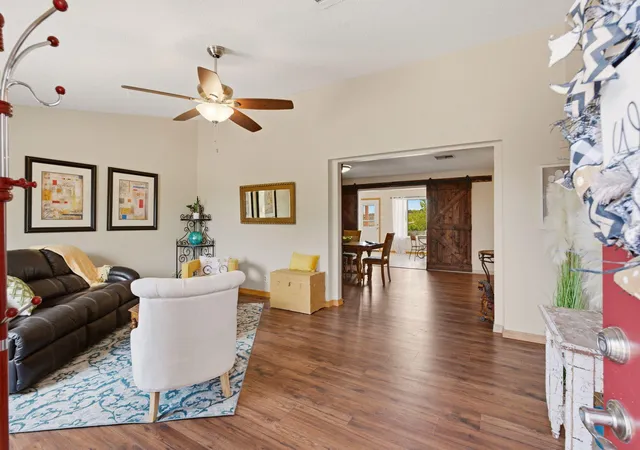 Photo 3 of Sale Pending at 2 Entrada Del Norte, Edgewood, NM 87015 | MLS# 1105213 | Listing updated on 2026-08-31