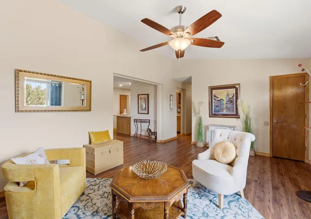 Photo 5 of Sale Pending at 2 Entrada Del Norte, Edgewood, NM 87015 | MLS# 1105213 | Listing updated on 2026-08-31