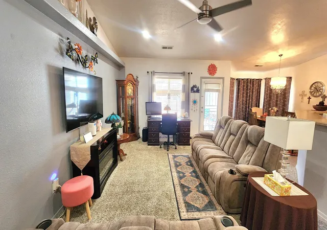Photo 4 of Sale Pending at 26 Rosa Ave SW, Los Lunas, NM 87031 | MLS# 1105238 | Listing updated on 2026-09-06