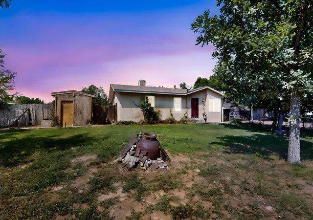Single family home for sale at 1 Dino Ct, Peralta, NM 87042 | MLS# 1105268
