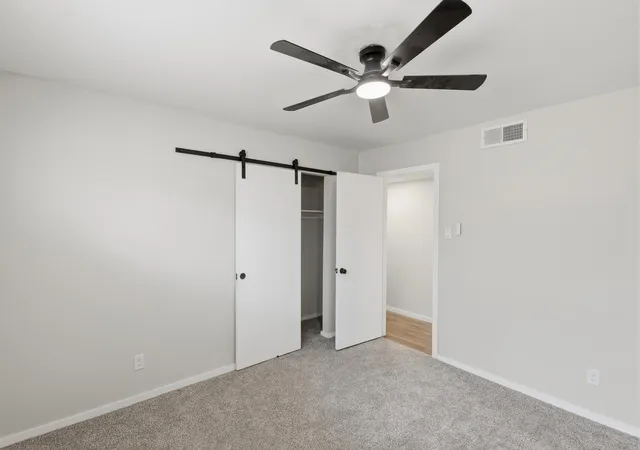 Photo 4 of Sale Pending at 633 Espanola St SE, Albuquerque, NM 87108 | MLS# 1105314 | Listing updated on 2026-09-09