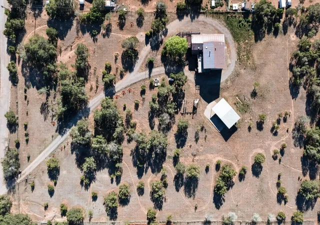 Photo 3 of Single family home for sale at 10 Brenden Ln, Tijeras, NM 87059 | MLS# 1105333 | Listing updated on 2026-09-04