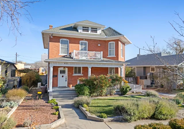 Photo 3 of Single family home for sale at 412 11th Street NW, Albuquerque, NM 87102 | MLS# 1105356 | Listing updated on 2026-08-31