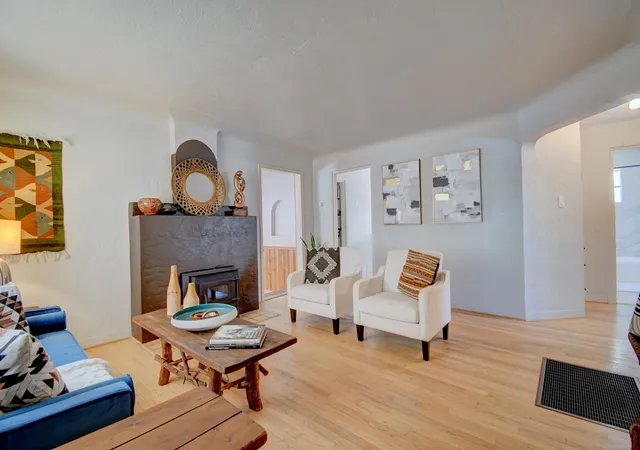 Photo 1 of Sale Pending at 1515 Hermosa Dr Se, Albuquerque, NM 87108 | MLS# 1105368 | Listing updated on 2026-09-04