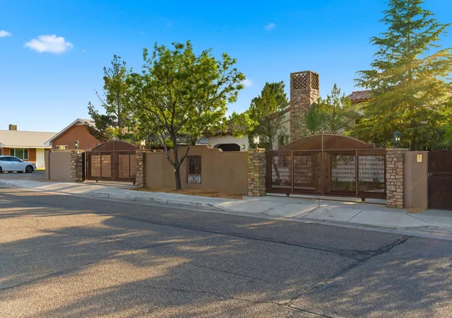 Photo 2 of Single family home for sale at 3723 Alamogordo Dr Nw, Albuquerque, NM 87120 | MLS# 1105405 | Listing updated on 2026-10-02