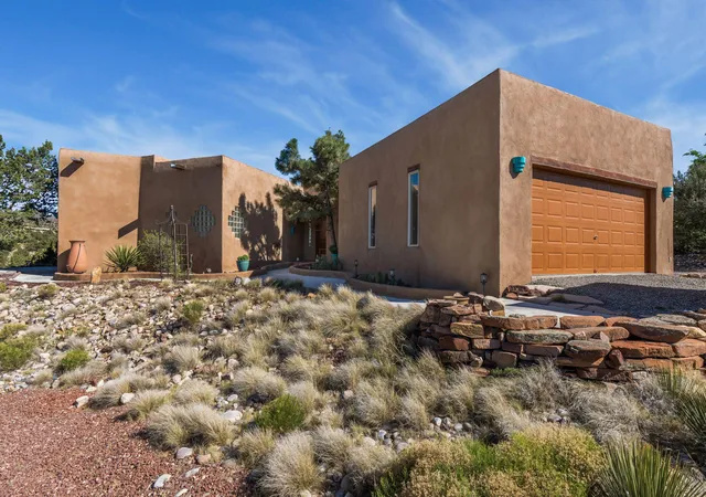 Photo 4 of Single family home for sale at 26 Cedar Crk Rd, Placitas, NM 87043 | MLS# 1105464 | Listing updated on 2026-09-13