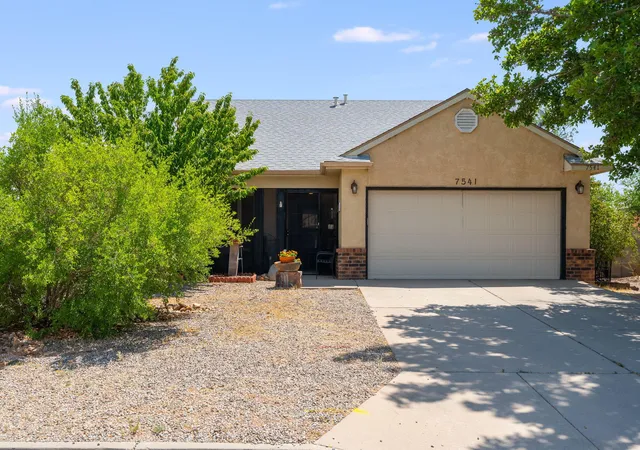 Photo 1 of Sale Pending at 7541 Mackenzie Dr Ne, Rio Rancho, NM 87144 | MLS# 1105499 | Listing updated on 2026-08-31