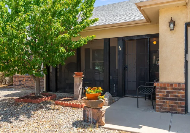 Photo 3 of Sale Pending at 7541 Mackenzie Dr NE, Rio Rancho, NM 87144 | MLS# 1105499 | Listing updated on 2026-08-31