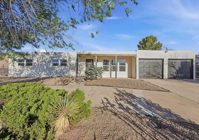 Photo 1 of Sale Pending at 514 Villa Verde Dr Se, Rio Rancho, NM 87124 | MLS# 1105528 | Listing updated on 2026-09-02